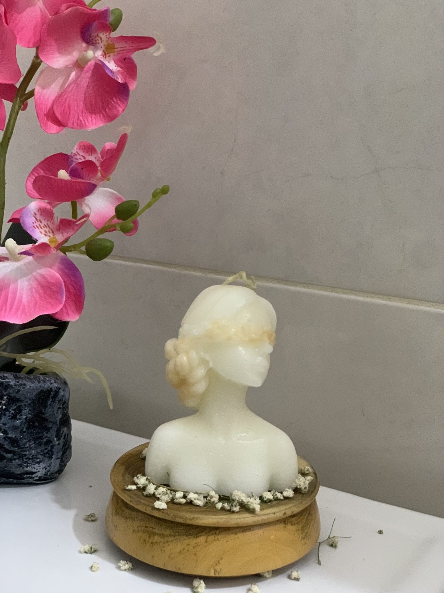 Flower girl candle