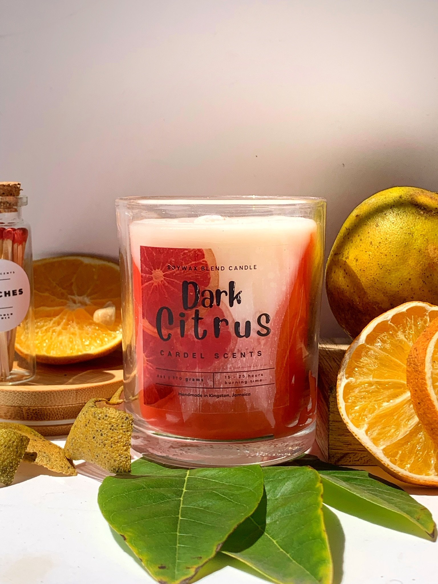 Bloody orange scented candle